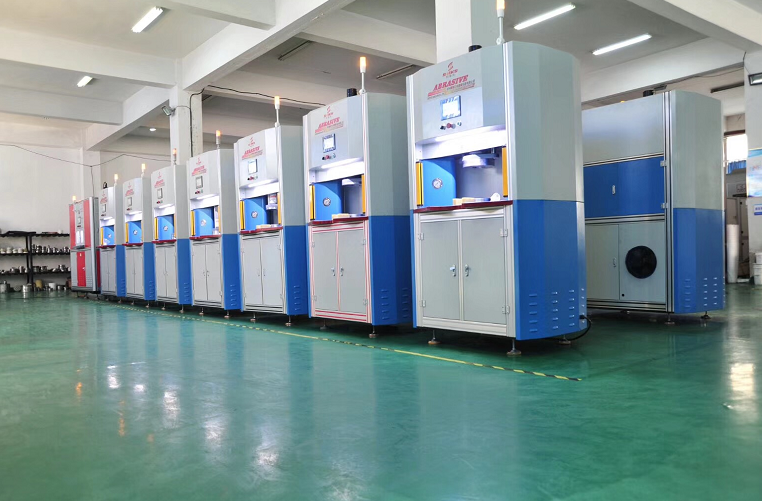 自動<a href='http://www.517taiwan.com' target='_blank'><u>去毛刺機</u></a>